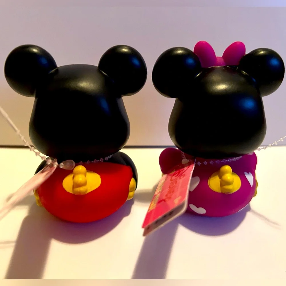 NEW! Disney Mickey Mouse and Minnie Mouse Hearts and Kisses Rubber Duck Set- NWT